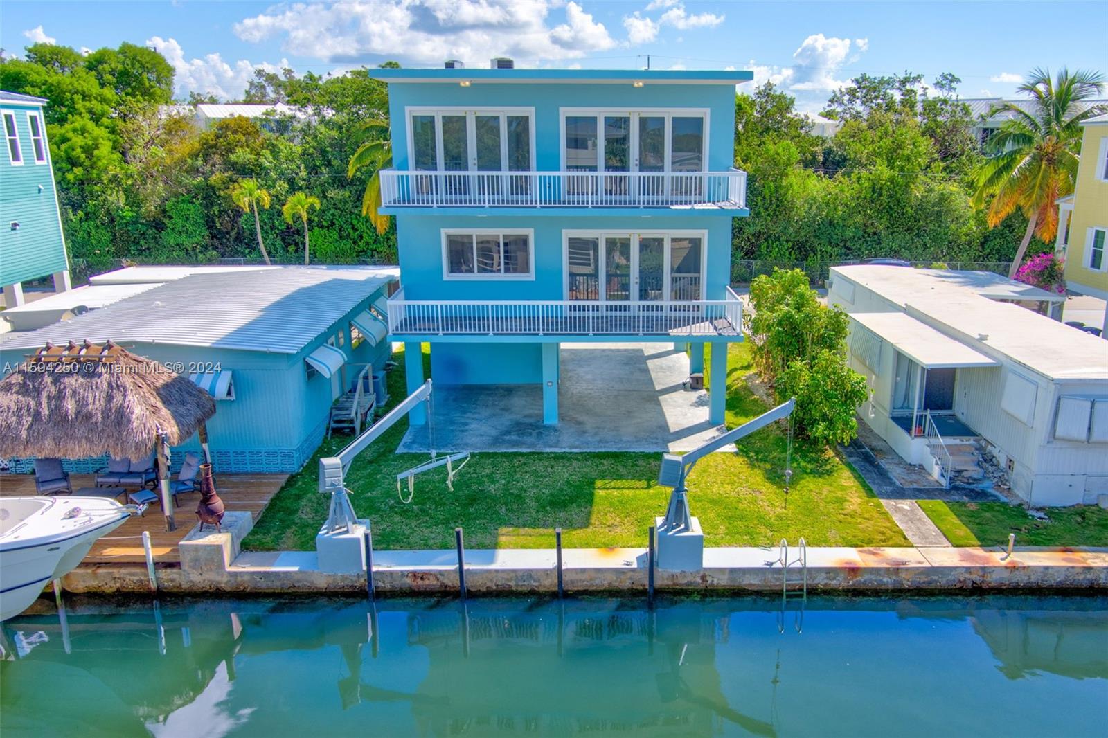 Photo 2 of 52 of 84 Coral Way house