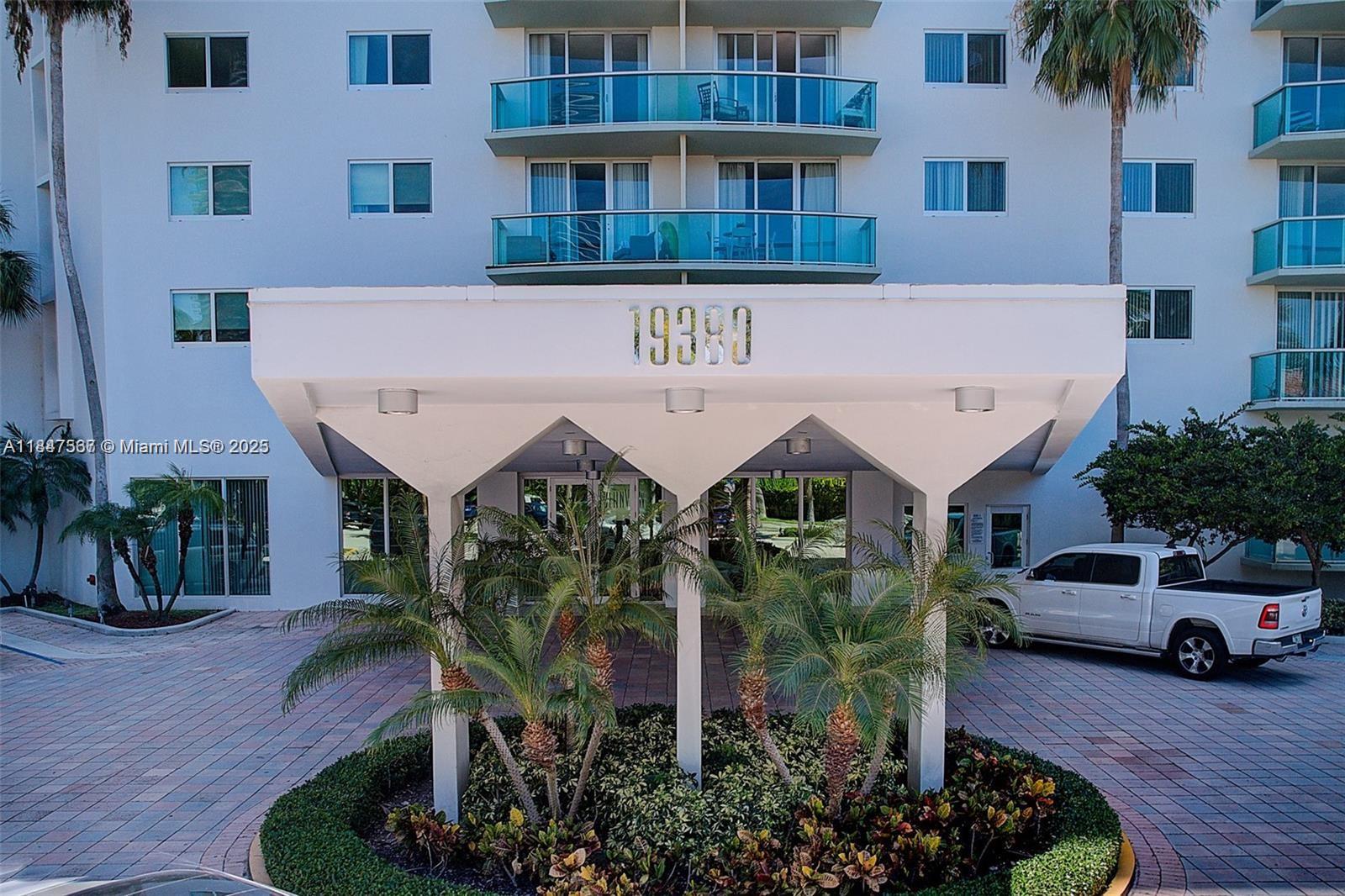 AMAZING BIG UNIT WITH 3 BEDROOMS + DEN 2 FULL BATHS (1505 SF) LUXURIOUS CONDO BALCONY WITH HIGT IMPACT SLIDING DOOR WITH GREAT VIEWS AT THE OCEAN & INTERCOSTAL, LIVE IN THE PRESTIGIOUS SUNNY ISLES, THIS UNIT HAS IMPACT WINDOWS, TILE FLOORS THROUGHOUT, UPDATED KITCHEN WITN A LARGE COUNTER OVERLOOKING THE DINING ROOM. HERE YOU HAVE ALL THE AMENITIES THAT YOU WOULD EXPECT TO FIND AT A LUXURY CONDO COMPLEX. WHICH INCLUDE FITNESS/EXERCISE ROOMS, RECREATION ROOM WITH 2 POOL TABLES, TENNIS COURTS, BBQ, GYM, CONFERENCE ROOM, PLAYROOM, CHILD PLAY AREA, PET AREA, COFFE SHOP, LAUNDRY ROOM. JUST A FEW MINUTES WALK TO THE BEACH. FROM YOU ENTER THE LOBY.