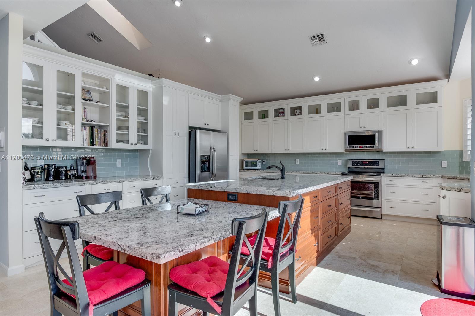 MARBELLA WOODS - Residential