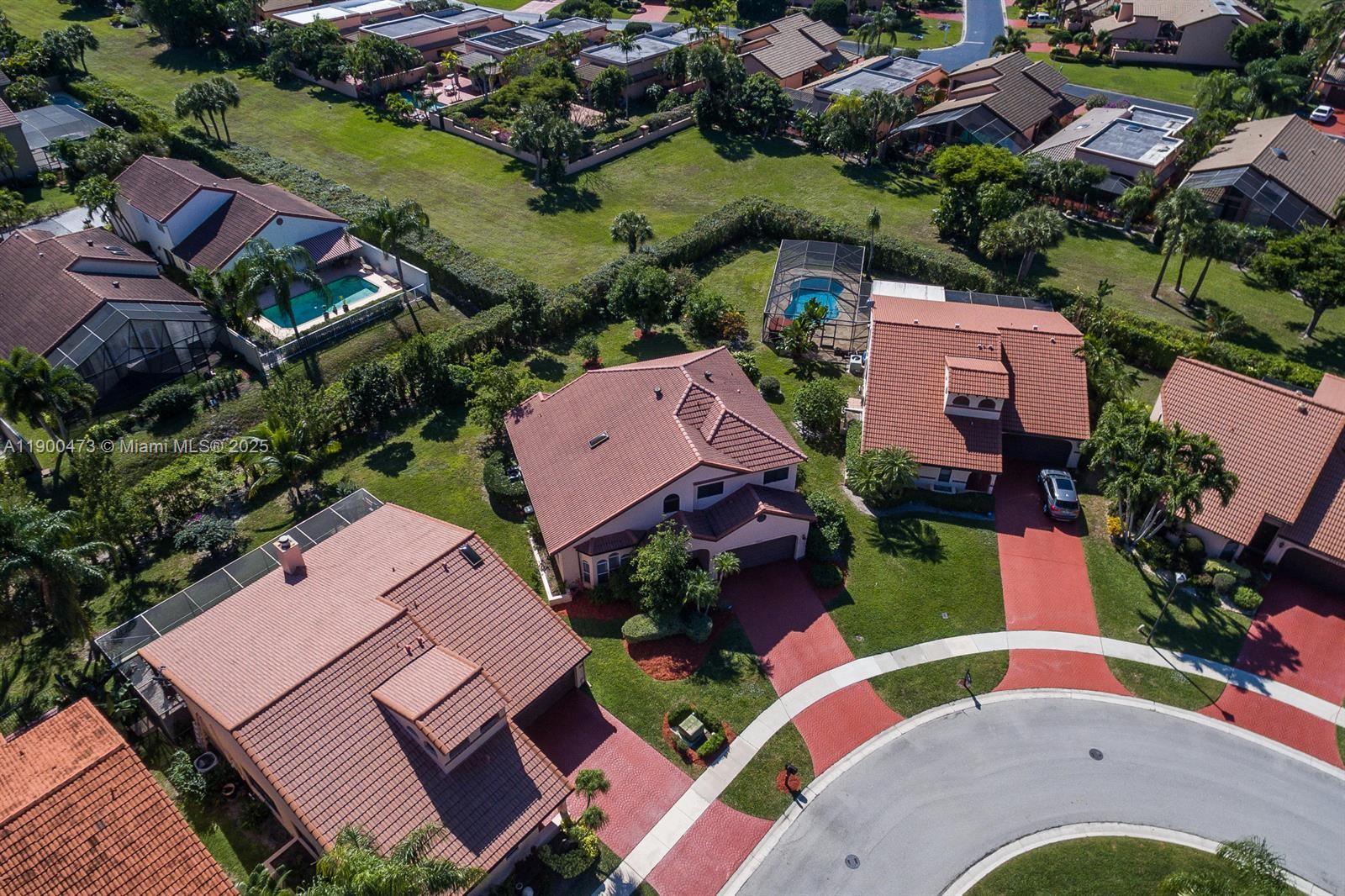 MARBELLA WOODS - Residential