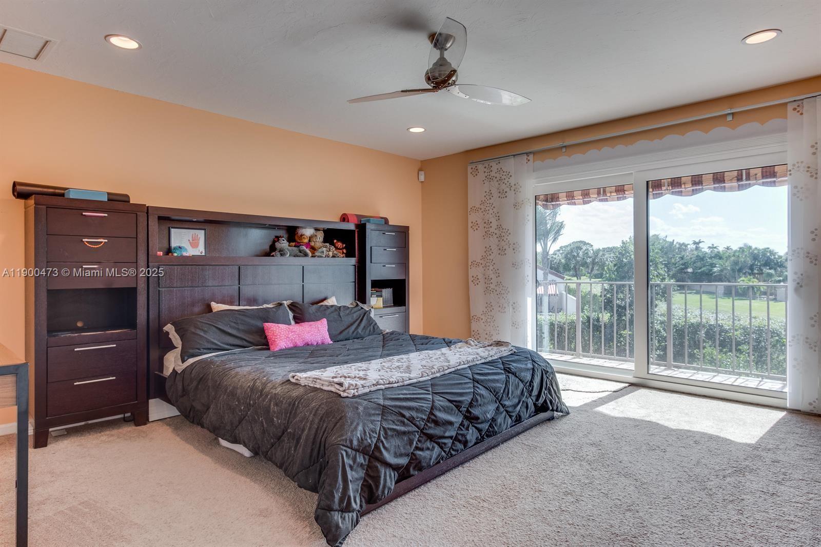 MARBELLA WOODS - Residential