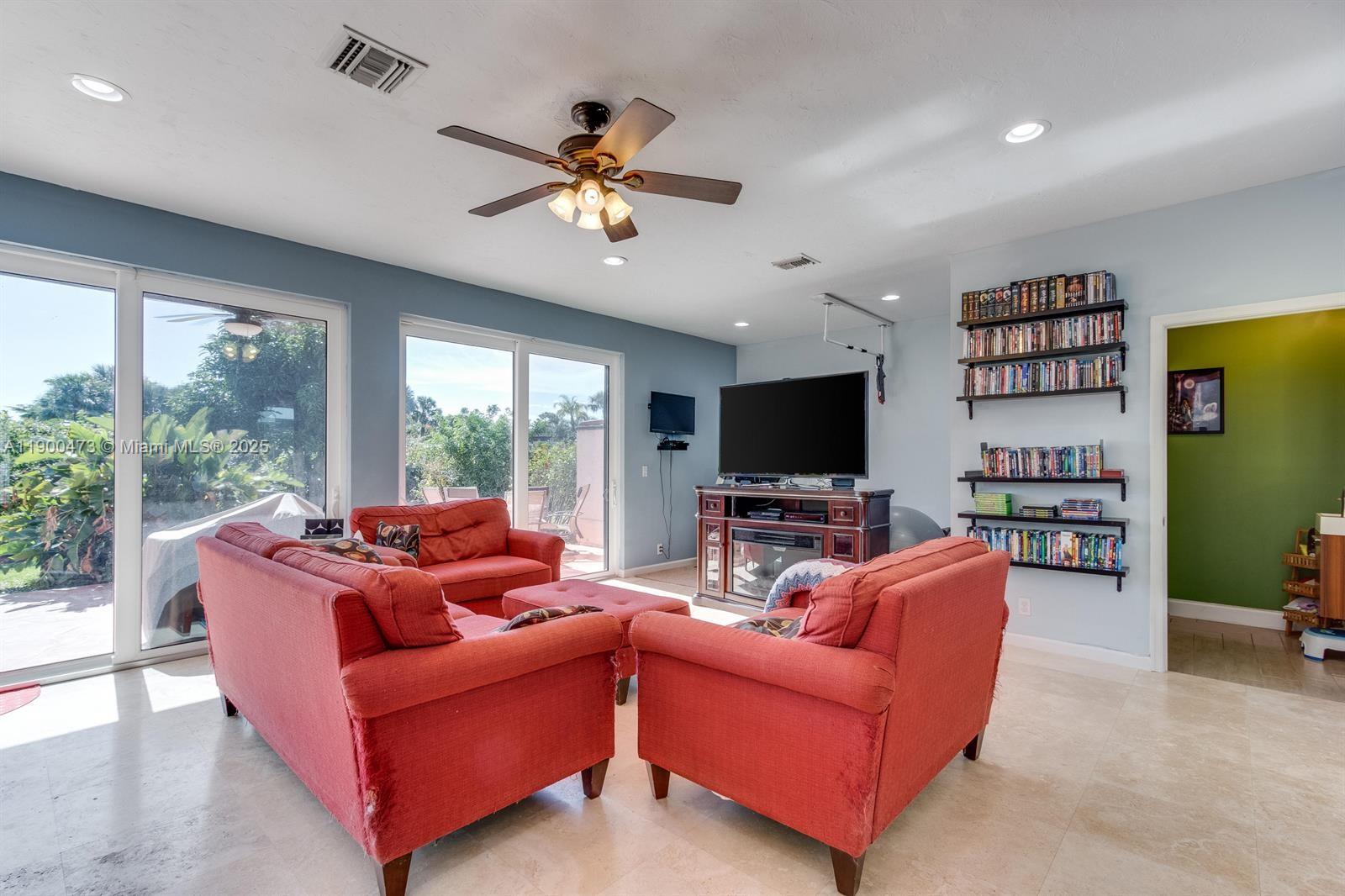 MARBELLA WOODS - Residential