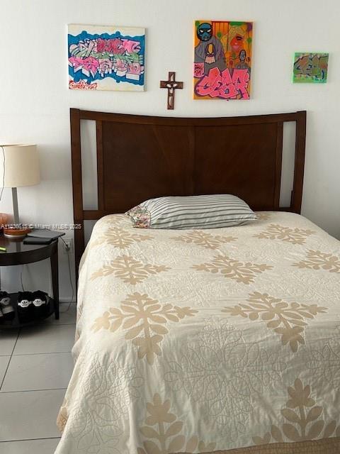 JADE WINDS GROUP - - Residential