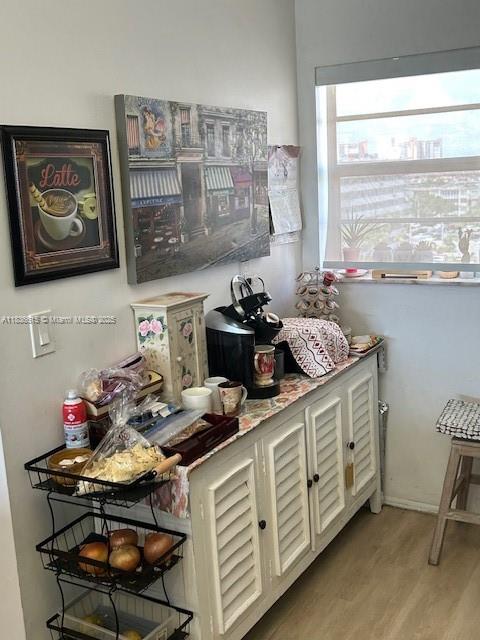 JADE WINDS GROUP - - Residential