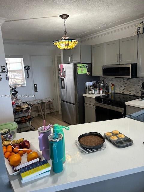 JADE WINDS GROUP - - Residential