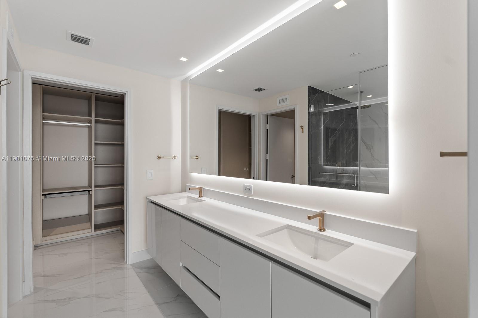 Aria Reserve - Residential