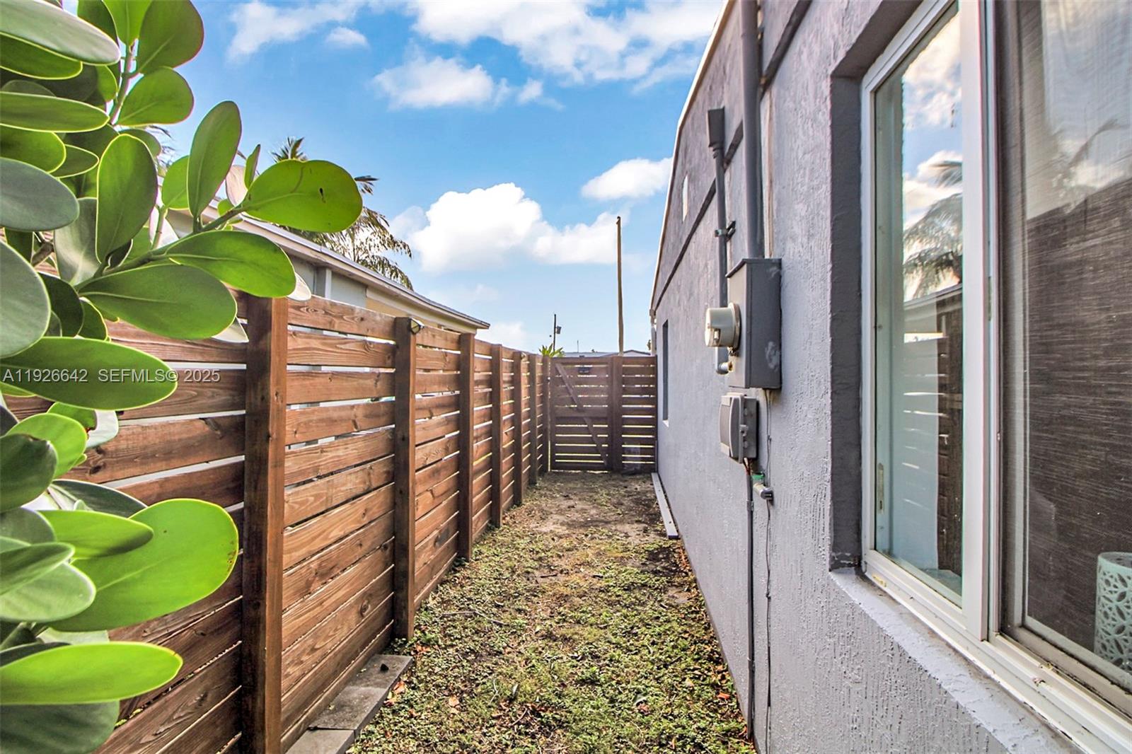 NORTH ANDREWS TERRACE FIR - Residential