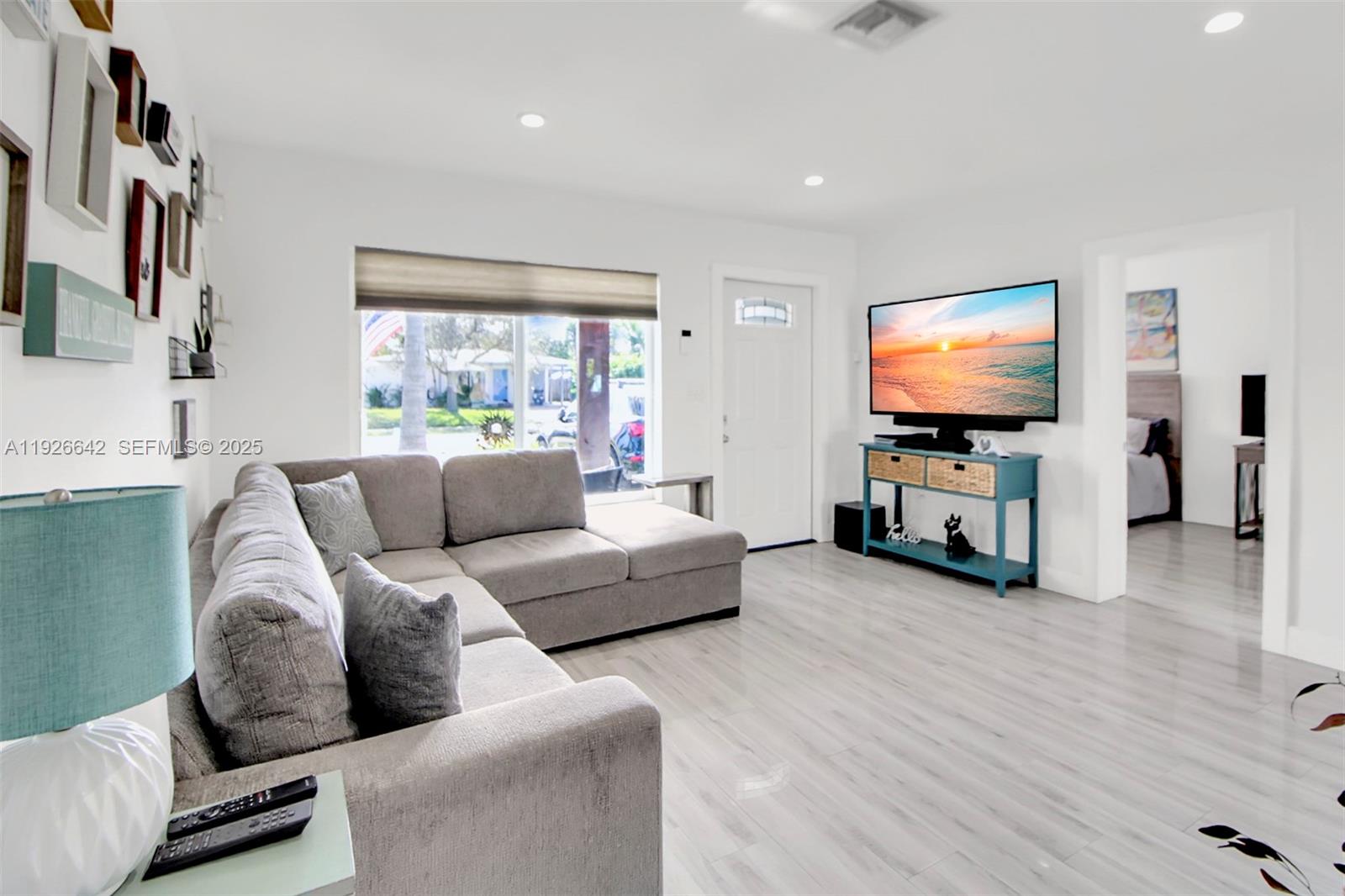 NORTH ANDREWS TERRACE FIR - Residential