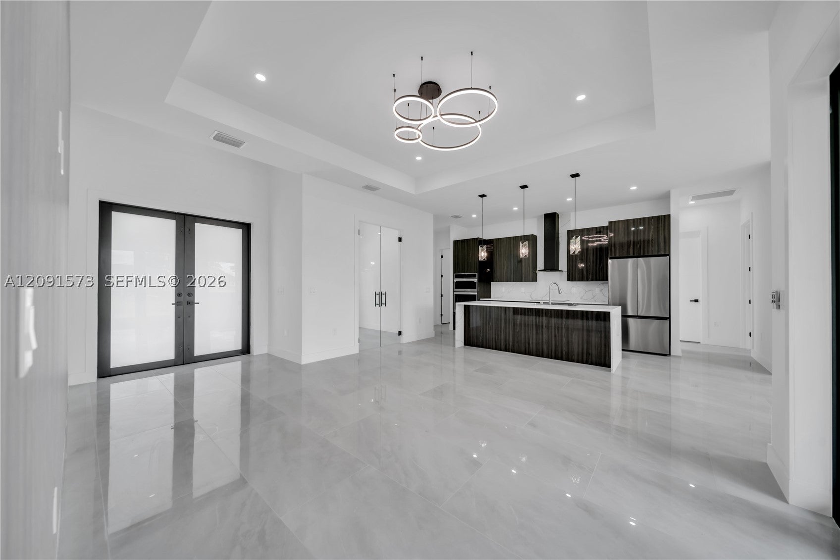 3304 18 St SW
