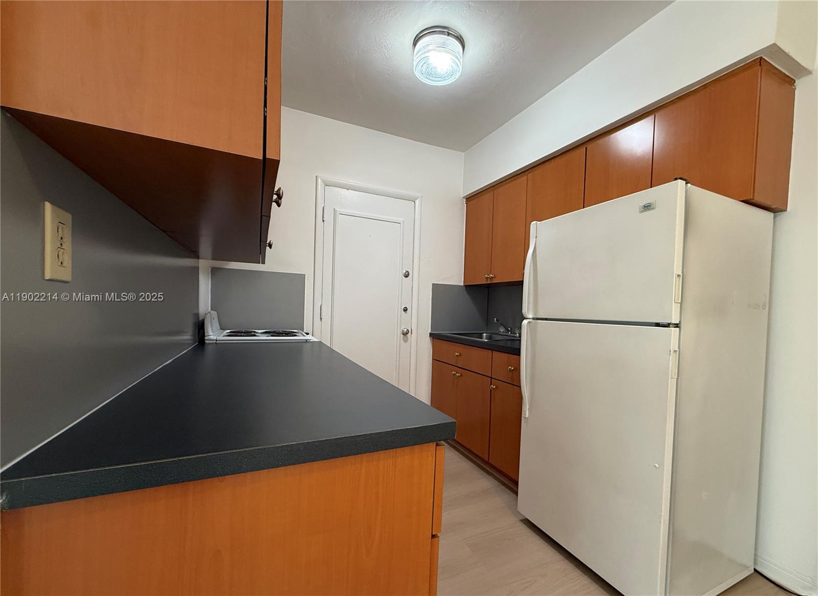 C GAB DOUGLAS SEC - Residential Lease