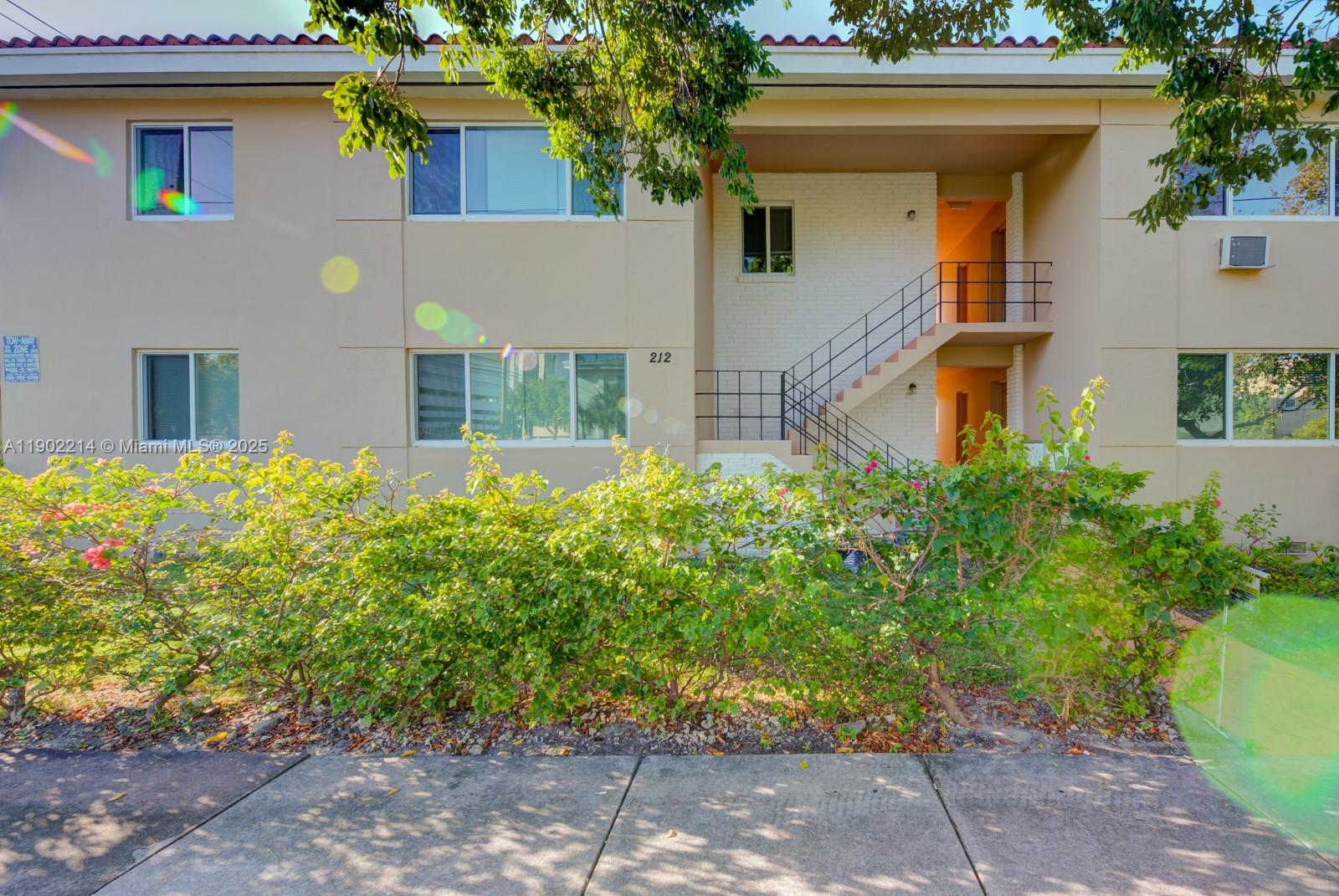 C GAB DOUGLAS SEC - Residential Lease