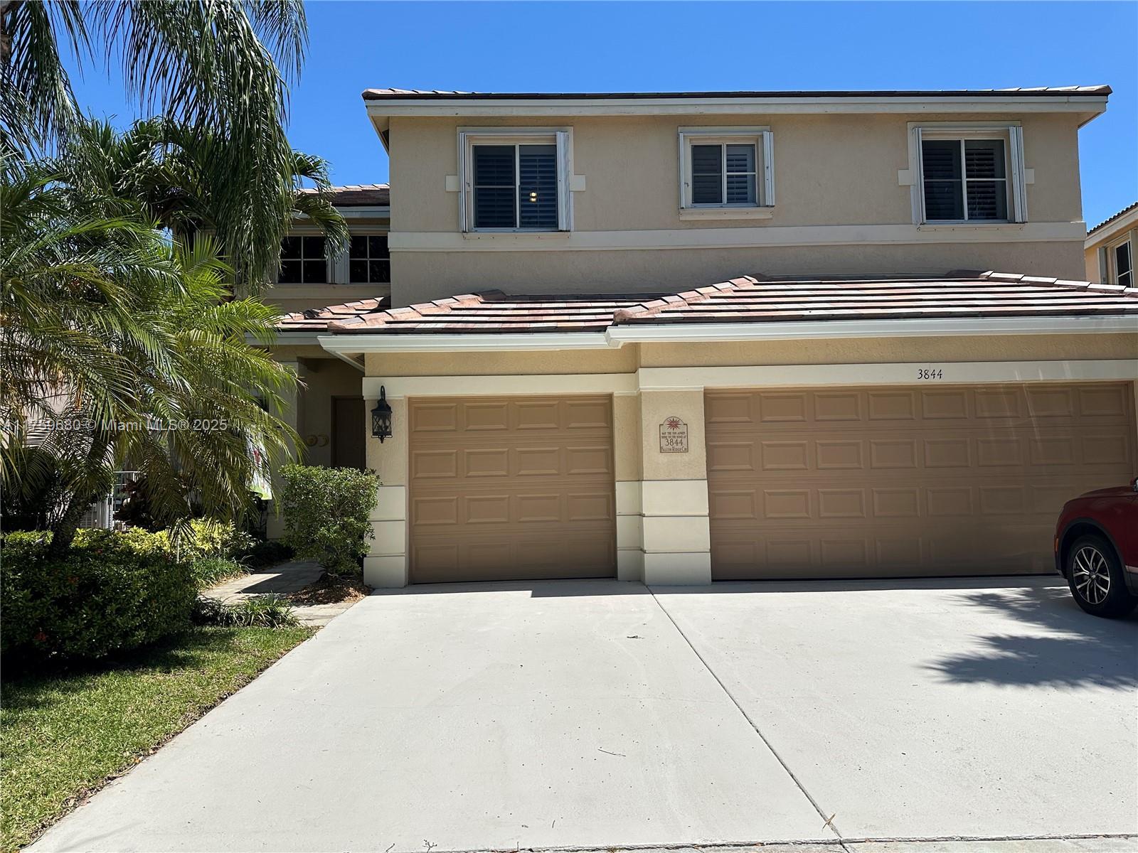 Property for Sale at 3844 Falcon Ridge Cir, Weston, Broward County, Florida - Bedrooms: 5 
Bathrooms: 3  - $1,274,000