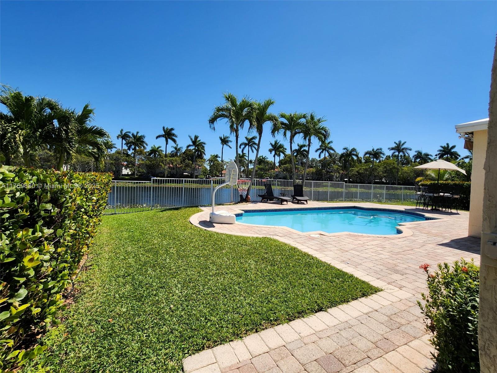 3844 Falcon Ridge Cir