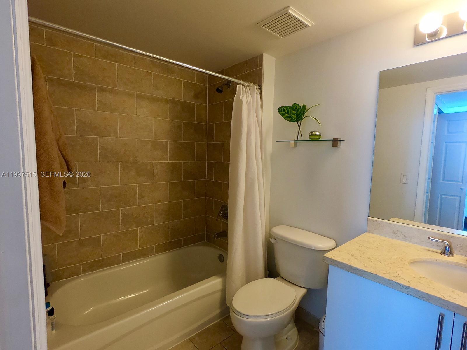 BRICKELL VIEW WEST CONDO - Residential Lease