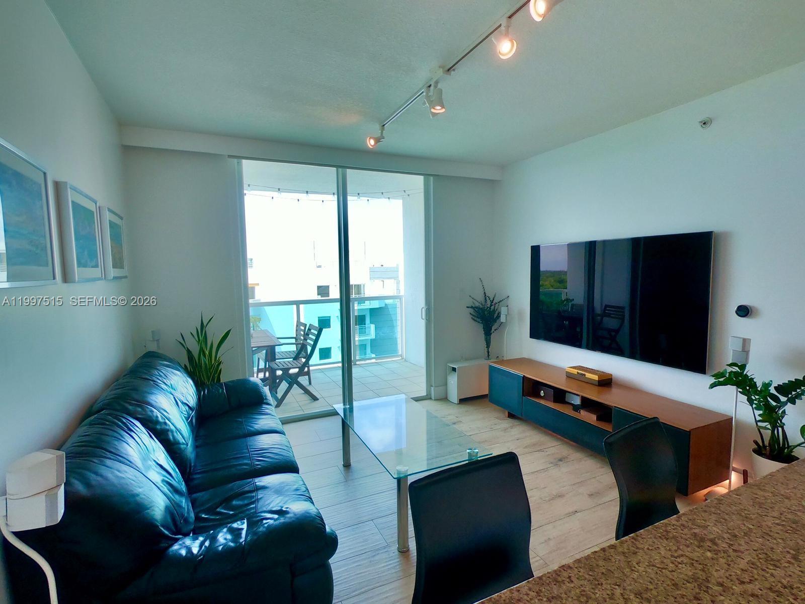 BRICKELL VIEW WEST CONDO - Residential Lease