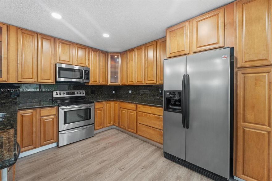 Welcome to Kings Point, a vibrant, amenity filled 55+ community where this ready-to-move-in condo is waiting for you. Located just 10 minutes from the Beach. This community provides everything you’ve been looking for: private athletic indoor/outdoor pools, billiards rooms, gym, tennis courts, pickleball, restaurants, theaters, and easy private transportation for your daily needs. Don’t miss this chance to own a condo in such a desirable location at an unbeatable price!