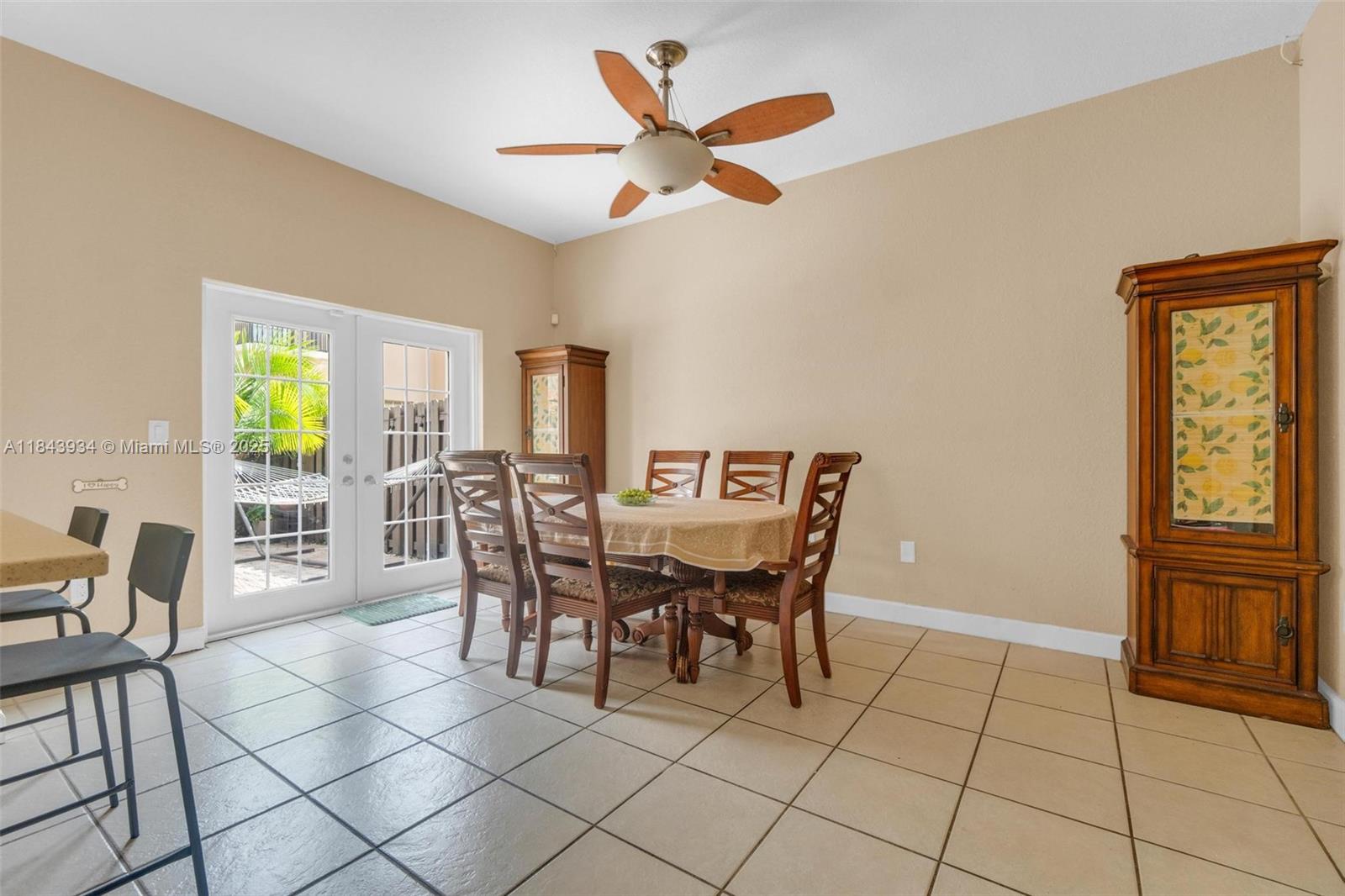 PINE ISLAND COMMERICAL - Residential Lease