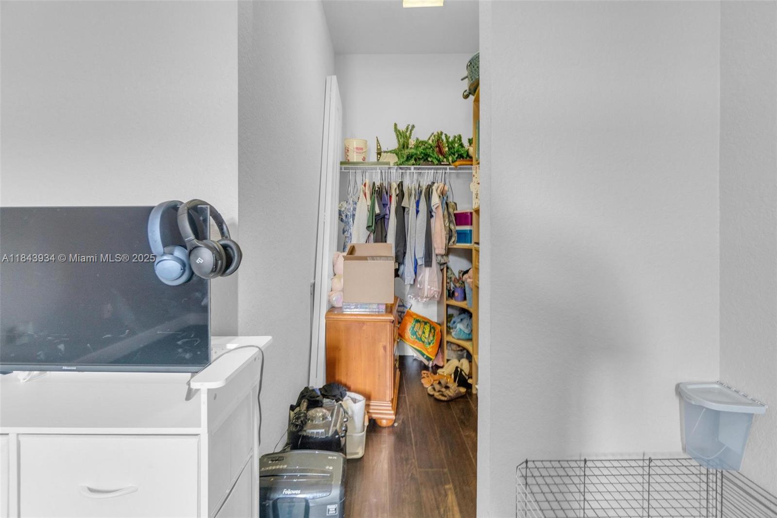 PINE ISLAND COMMERICAL - Residential Lease