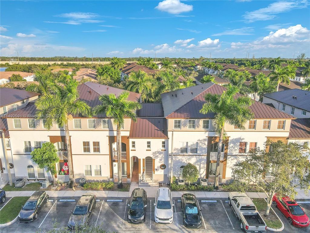 Photo of 4331 SW 160th Ave #213, Miramar, FL 33027 (MLS # A11492591)