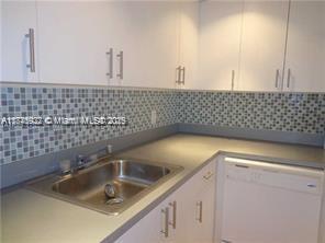 2025 NE 164th St 302