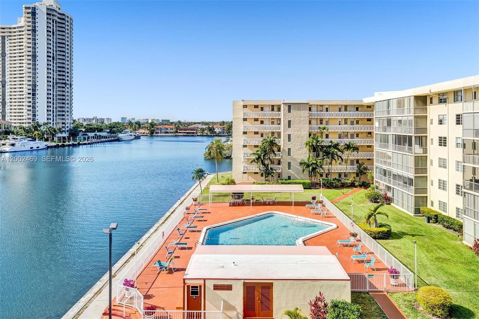 POINT EAST ONE CONDO-BLDG - Residential Lease