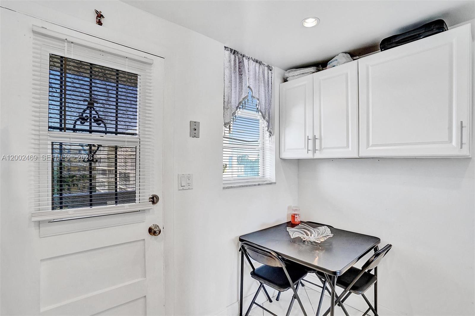 POINT EAST ONE CONDO-BLDG - Residential Lease