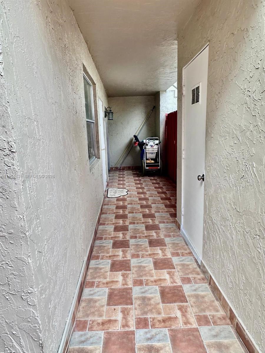 VIEW WEST CONDO PH I - Residential