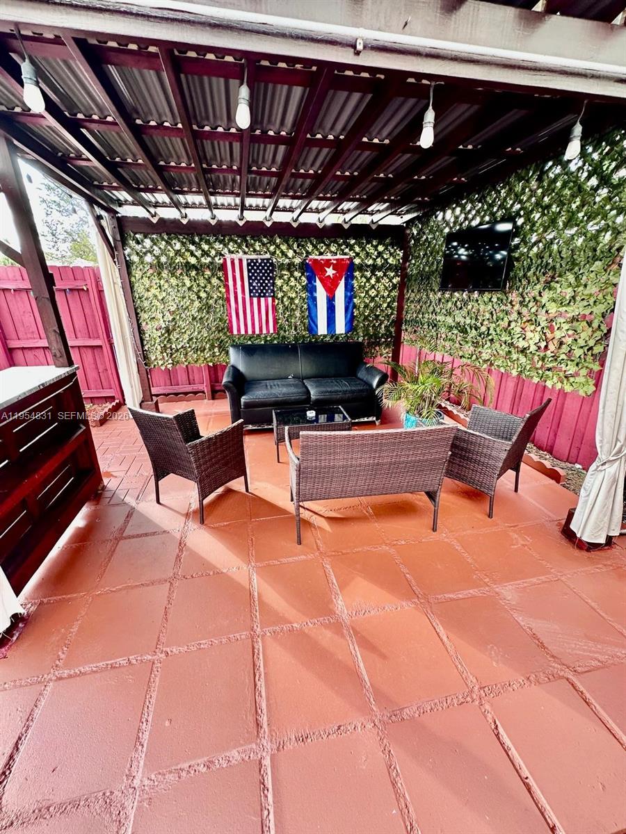 VIEW WEST CONDO PH I - Residential