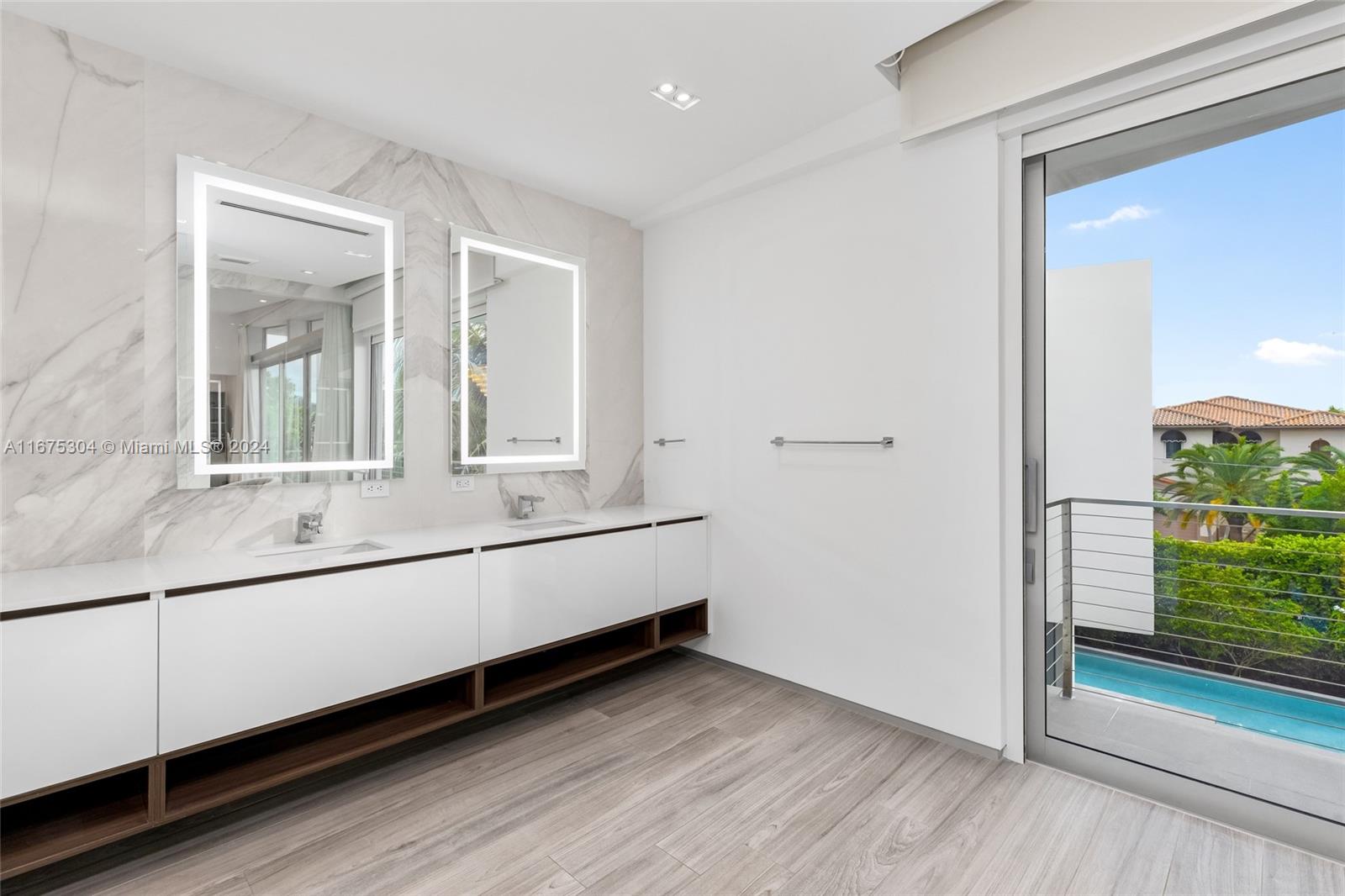 HIBISCUS ISLAND - Residential