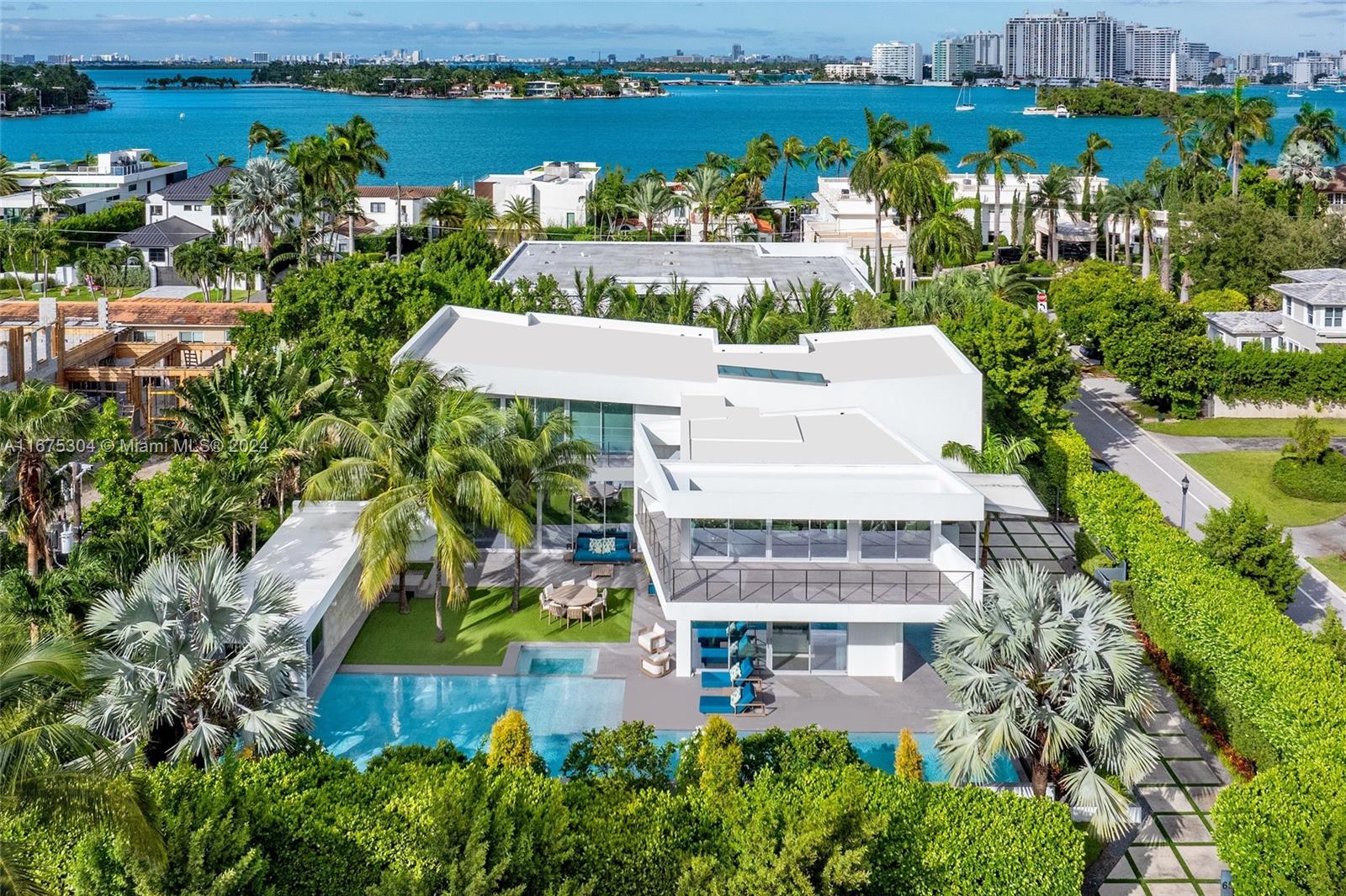 HIBISCUS ISLAND - Residential