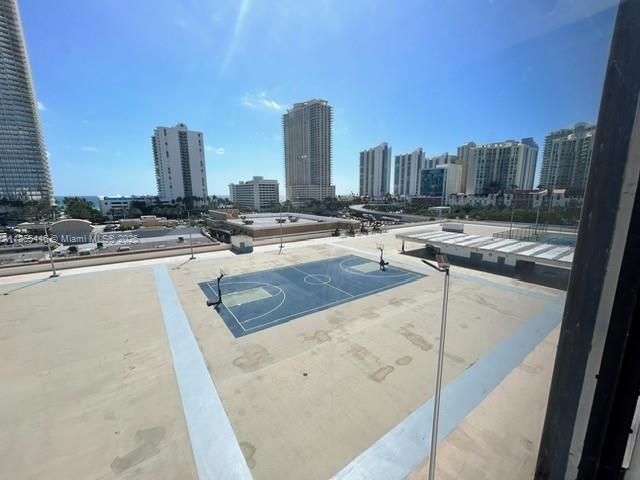 PLAZA OF AMERICAS CONDO P - Residential Lease