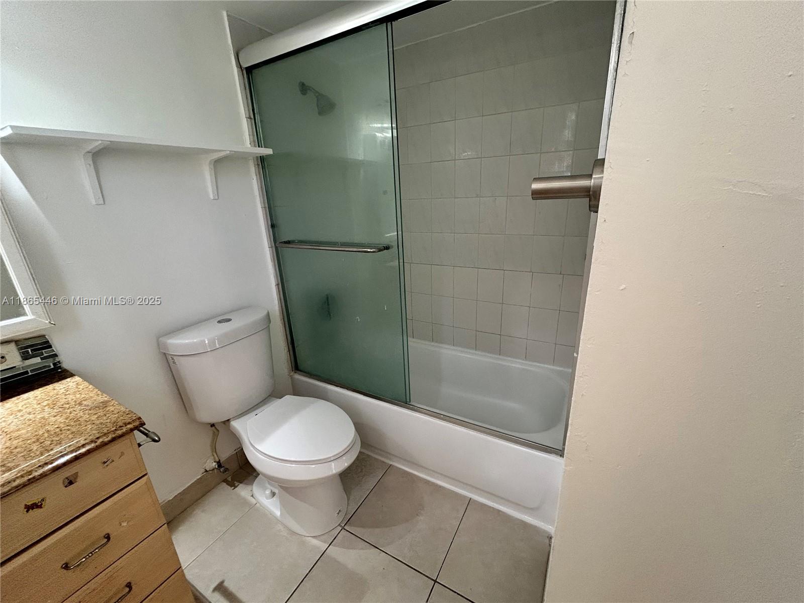 PLAZA OF AMERICAS CONDO P - Residential Lease