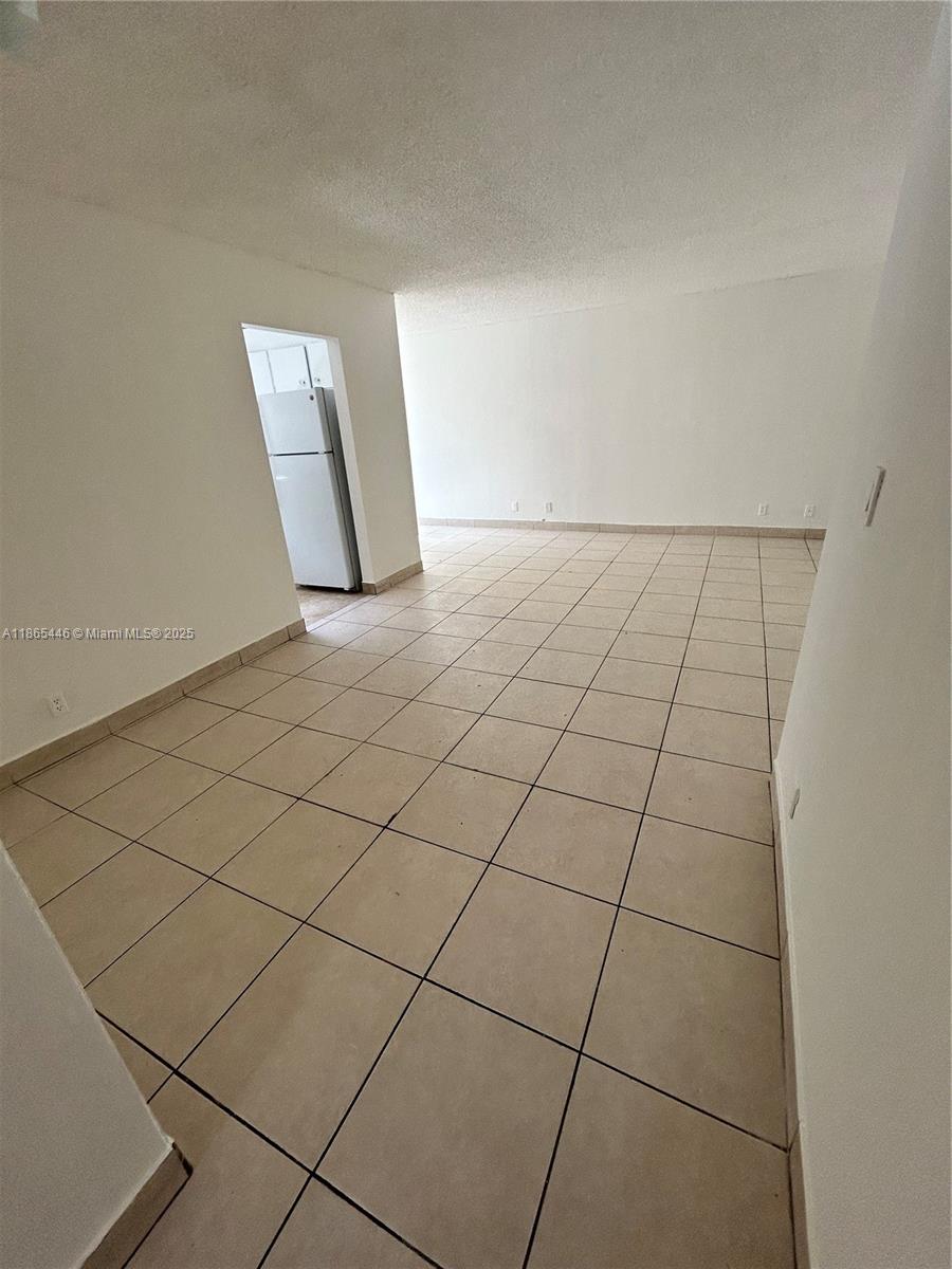 PLAZA OF AMERICAS CONDO P - Residential Lease