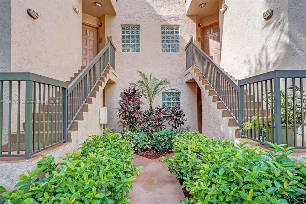 Photo of 10791 NW 14th St #291, Plantation, FL 33322 (MLS # A11967719)