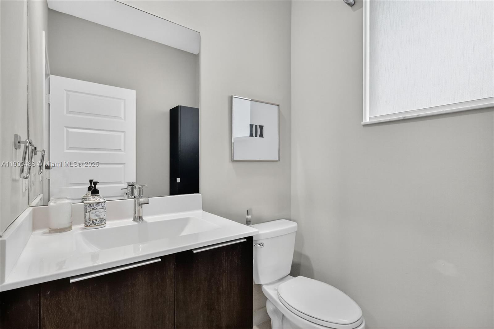 DOWNTOWN DORAL SOUTH - Residential