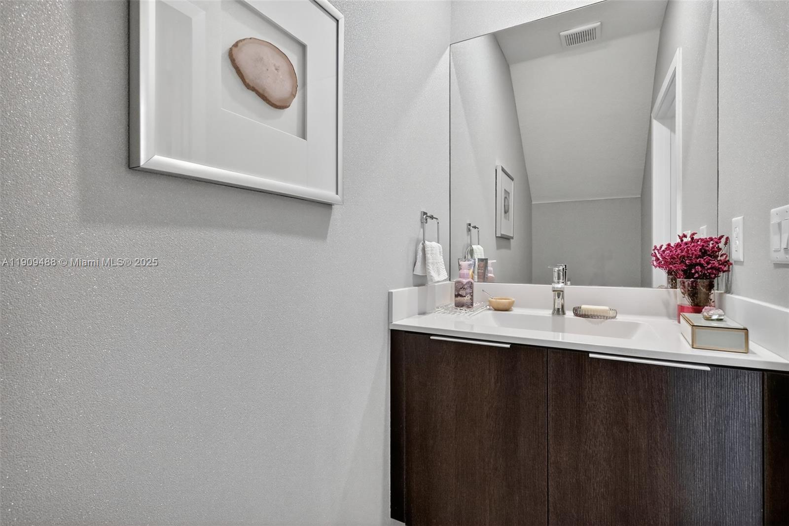 DOWNTOWN DORAL SOUTH - Residential