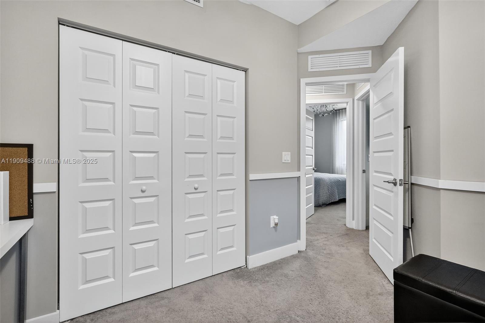 DOWNTOWN DORAL SOUTH - Residential