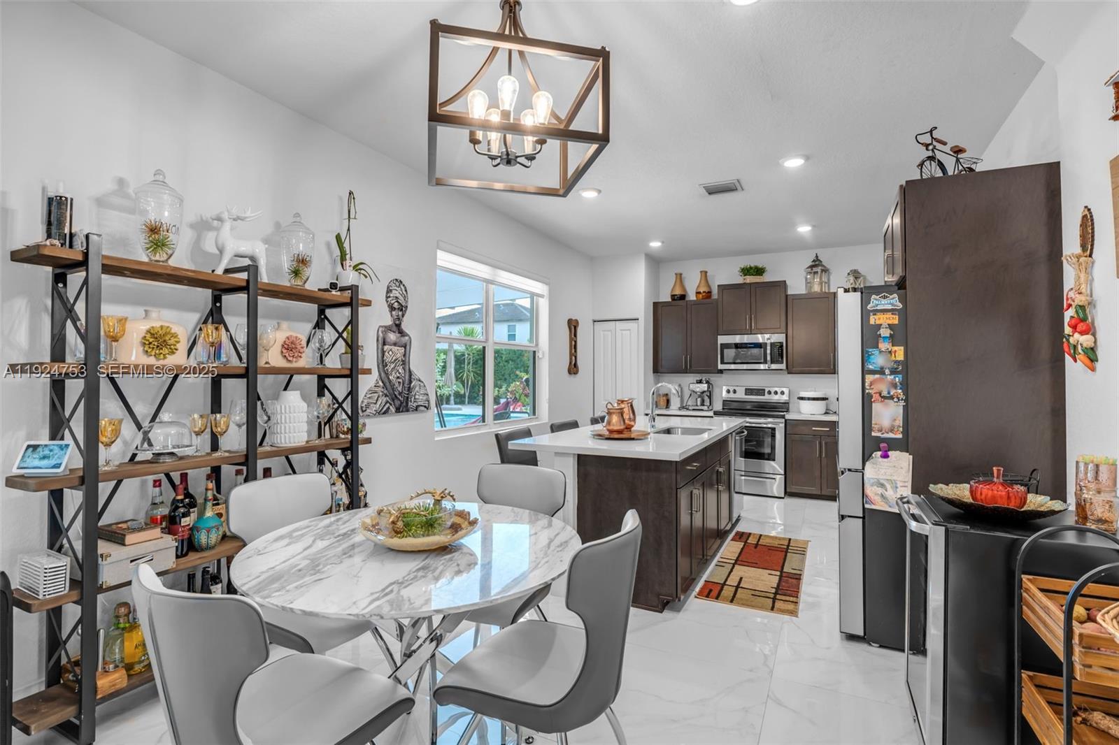 BRIGHT HOMES - Residential