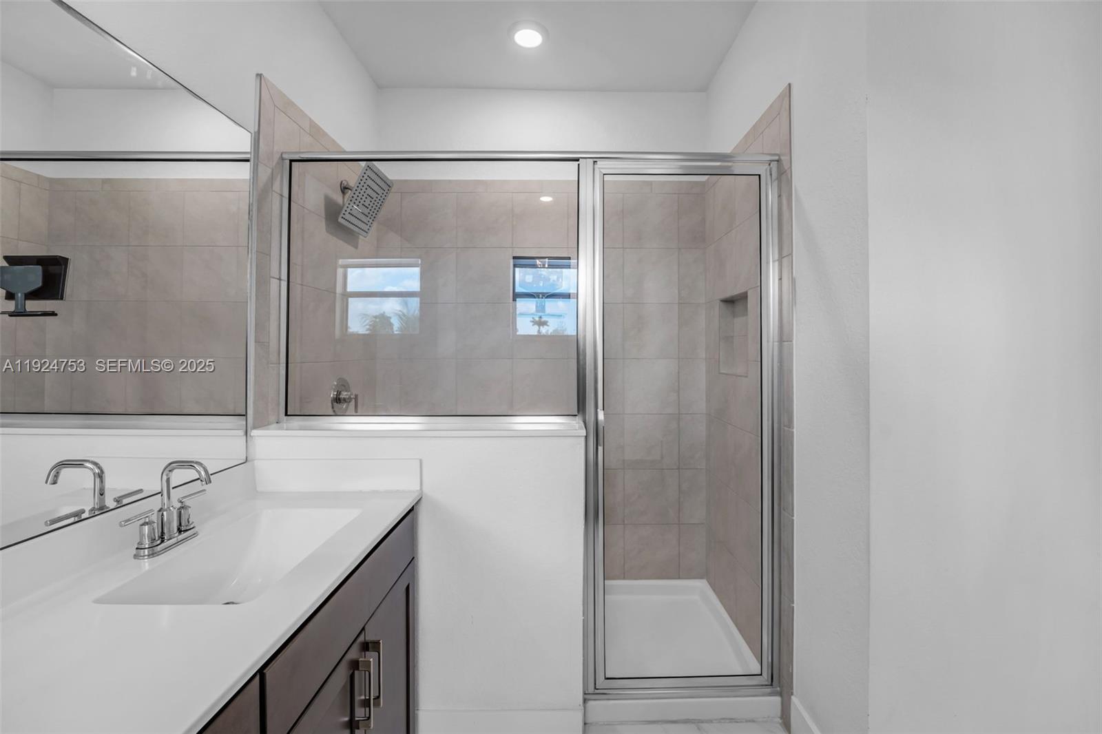 BRIGHT HOMES - Residential