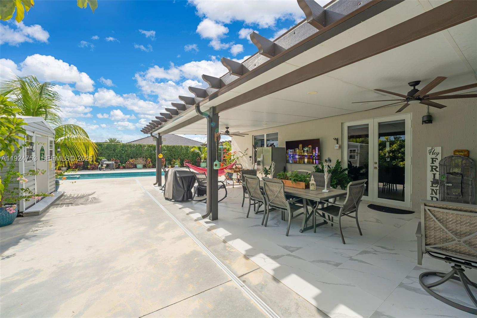 BRIGHT HOMES - Residential