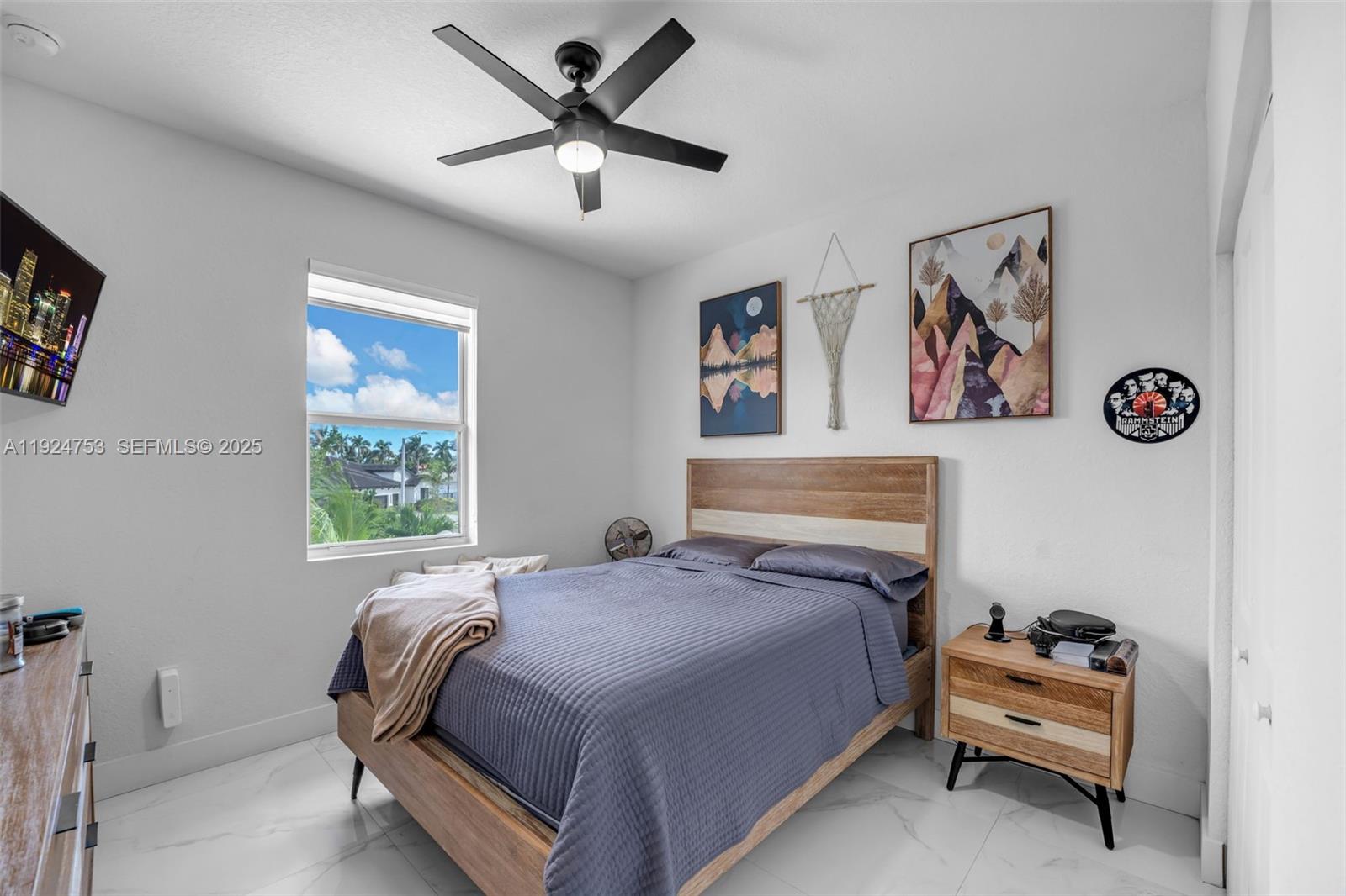 BRIGHT HOMES - Residential