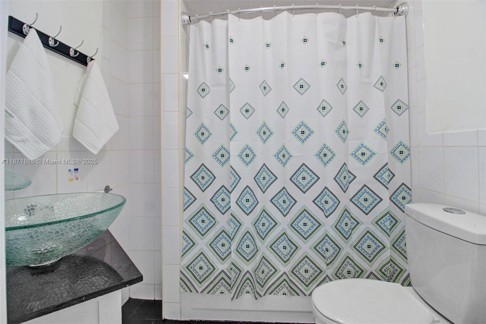 TROPICAL ESTATES 1ST ADDN - Residential