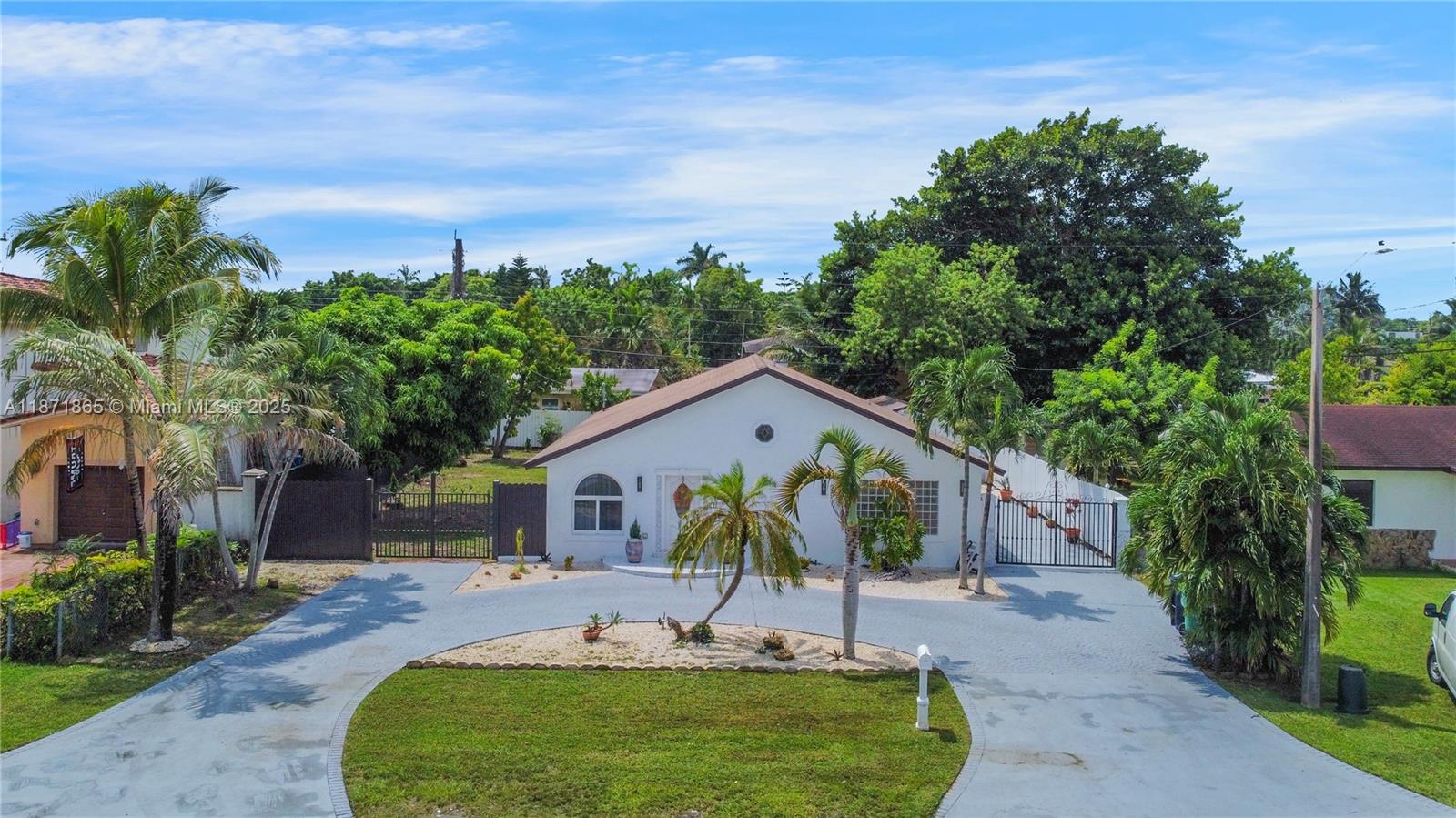 TROPICAL ESTATES 1ST ADDN - Residential