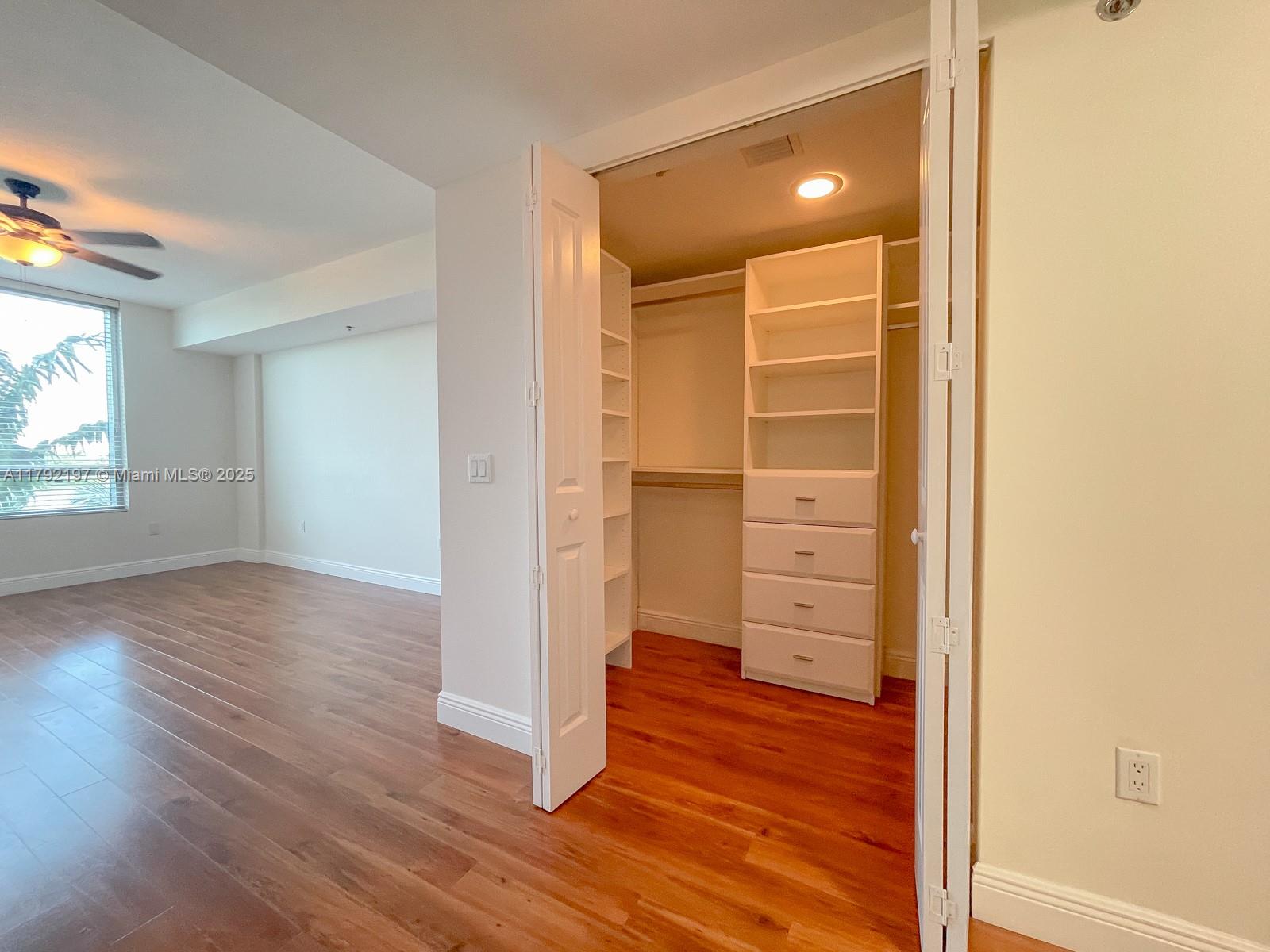 TAO SAWGRASS CONDOMINIUM - Residential