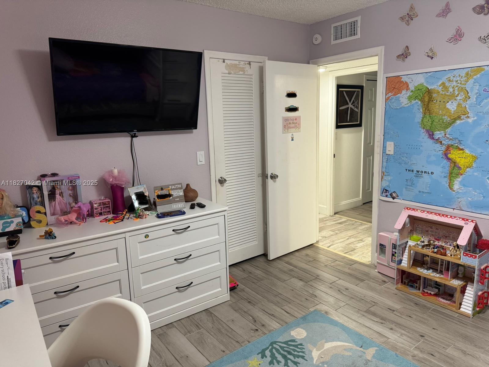 MEADOWBROOK CONDO APTS BL - Residential