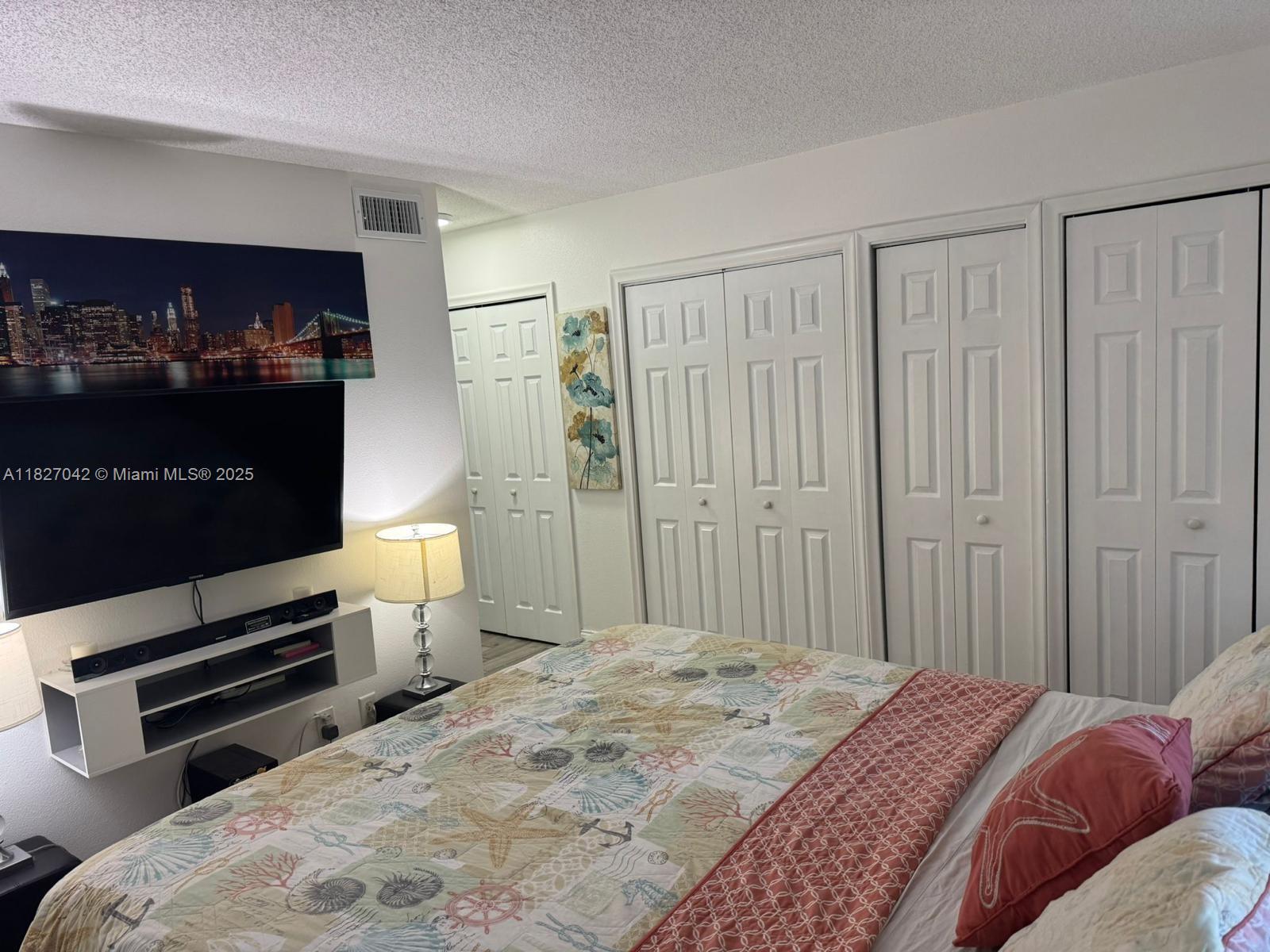 MEADOWBROOK CONDO APTS BL - Residential