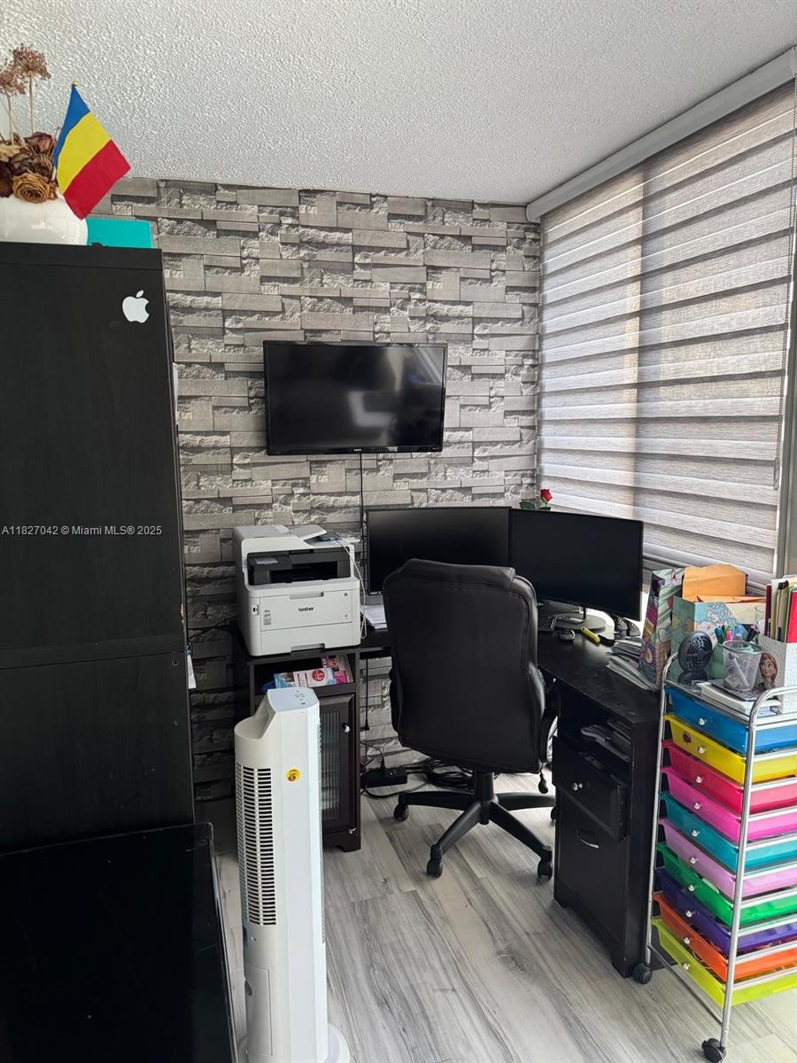 MEADOWBROOK CONDO APTS BL - Residential