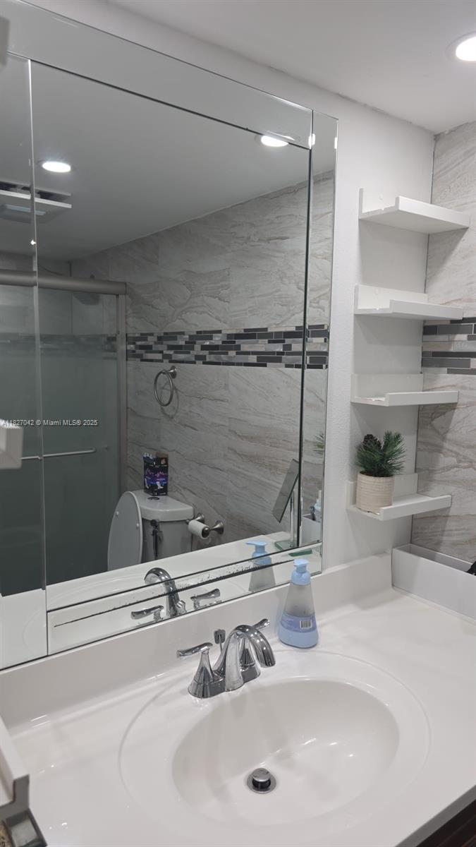 MEADOWBROOK CONDO APTS BL - Residential