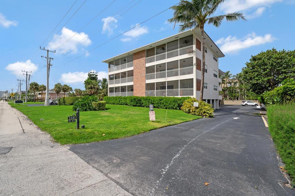 BOCA CAPRI CONDO APTS SLY - Residential Lease