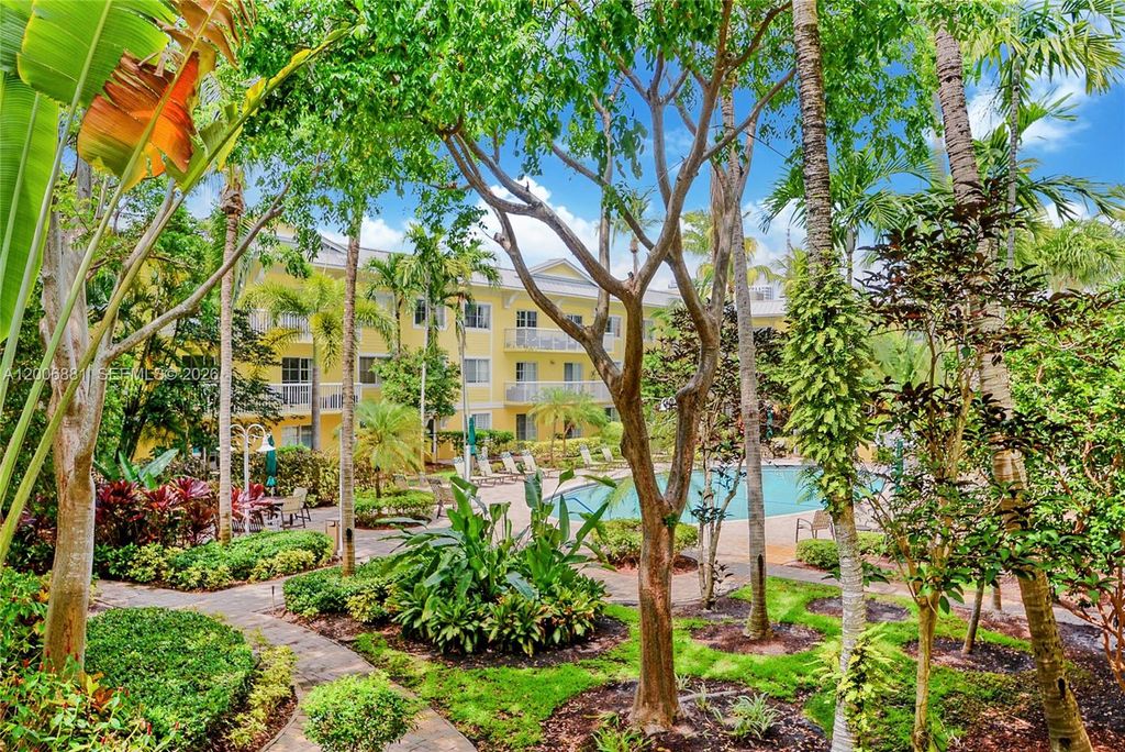 Photo of 150 NE 15th Ave #235, Fort Lauderdale, FL 33301 (MLS # A12006881)